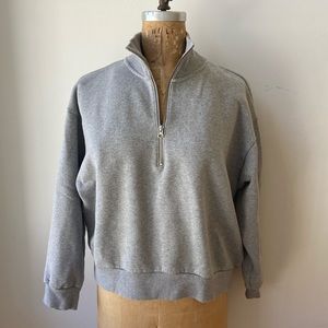 Everlane Sweatshirt Cropped Style with Zipper Front and Winged Ribbed Collar